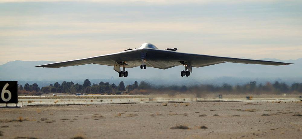 The World Reacts: The U.S. Air Force Showed Off 8 B-2 Stealth Bombers ...